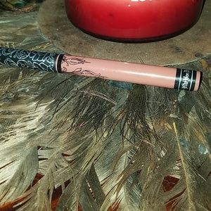 Kat Von D everlasting matte lipstick in Lolita